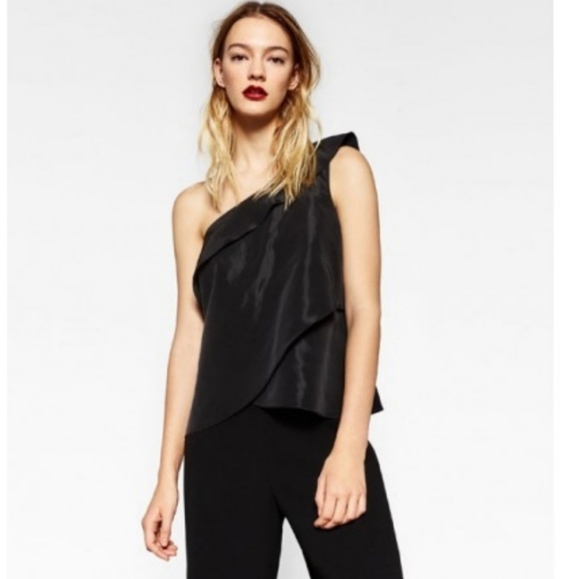 NWOT Zara Black Asymmetric Woven Taffeta Top Size Large - Picture 2 of 6